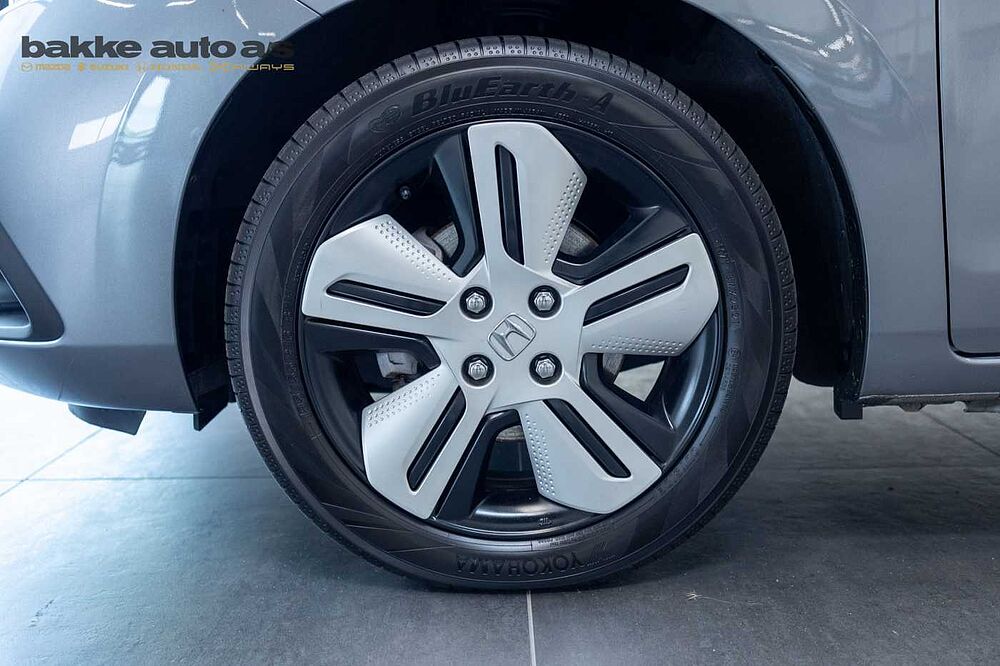 Honda JAZZ 1,5 i-MMD Executive eCVT 5d