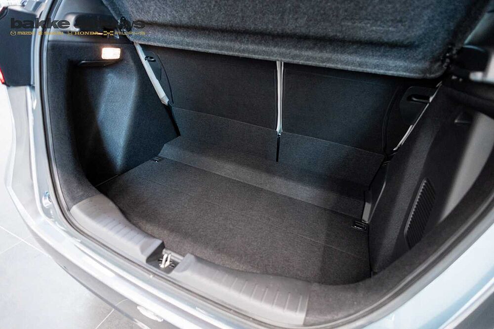 Honda JAZZ 1,5 i-MMD Executive eCVT 5d