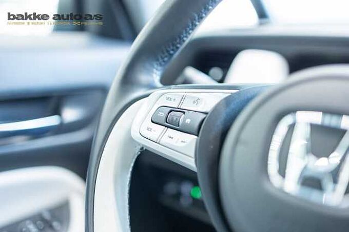 Honda JAZZ 1,5 i-MMD Executive eCVT 5d